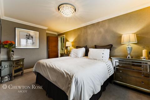 5 Ridings Close, Ascot, SL5 7SQ