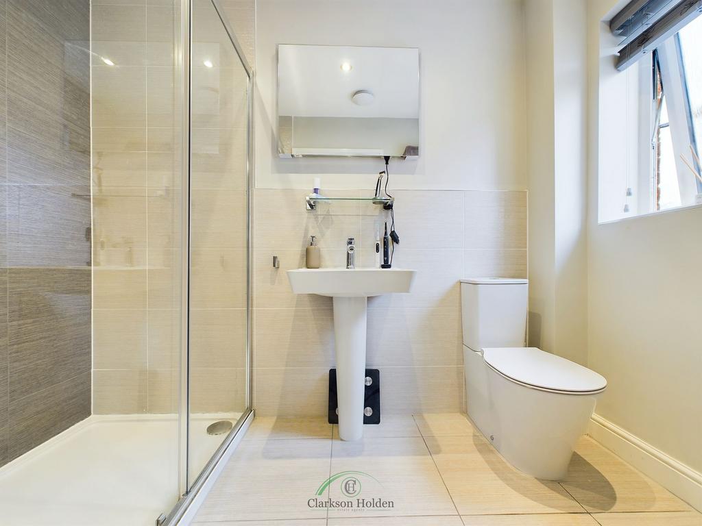 Master En-Suite