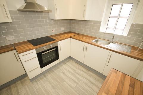 1 bedroom in a house share to rent - Church Street,