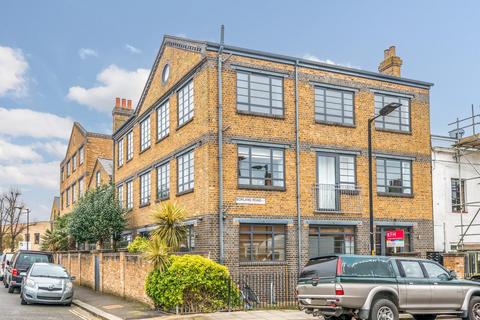 1 bedroom flat for sale, Stuart Road, Nunhead