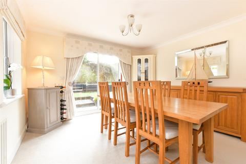 4 bedroom detached house for sale, Shaw Close, Maidstone, Kent