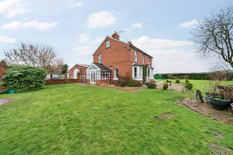 3 bedroom detached house for sale, North Road, Leominster HR6