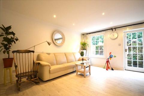 3 bedroom terraced house for sale, Crown Street, Harrow on the Hill