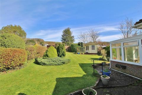 4 bedroom bungalow for sale - Hollingbury Gardens, Findon Valley, West Sussex, BN14