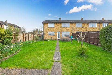 3 bedroom end of terrace house for sale - Woodland Way, Ongar, CM5
