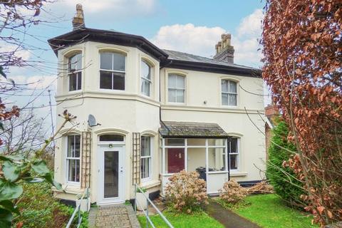 2 bedroom flat for sale, Flat 2, 68 Cowleigh Road, Malvern, Worcestershire, WR14