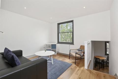 2 bedroom apartment to rent - Coverdale Road, London, W12