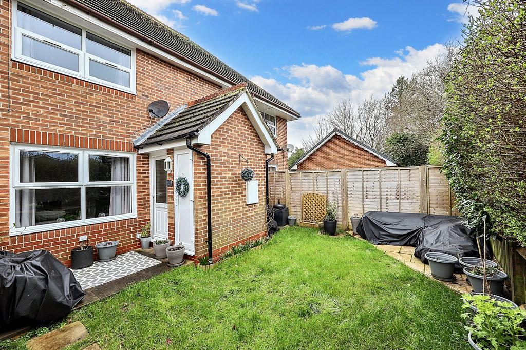 Bretton, Burgess Hill, RH15 1 bed terraced house for sale £260,000