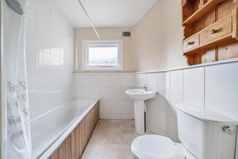 7 Heathfield Road, London, W3 8EH