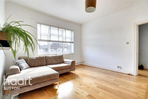 3 bedroom flat to rent - Carshalton Road, SM1
