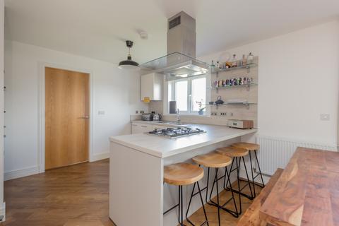 5 Ashgrove Crescent, Loanhead, EH20 9GB