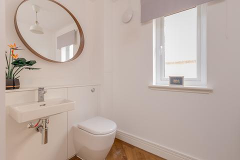 5 Ashgrove Crescent, Loanhead, EH20 9GB
