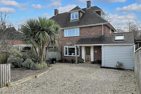 93 Langdown Road, Hythe, Southampton, SO45 6ER