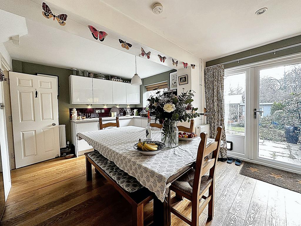 Kitchen/Dining Room