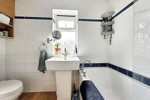 93 Langdown Road, Hythe, Southampton, SO45 6ER