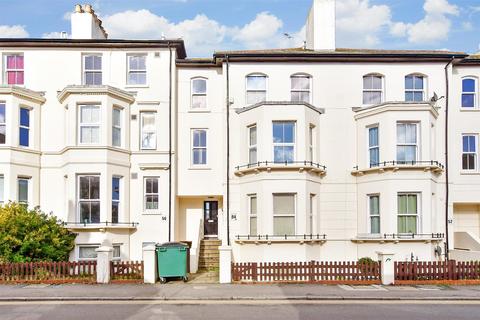 1 bedroom ground floor flat for sale, Cheriton Road, Folkestone, Kent