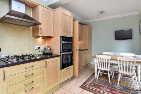 6 Chapel Place, Shoeburyness, Southend-on-sea, SS3 9QU