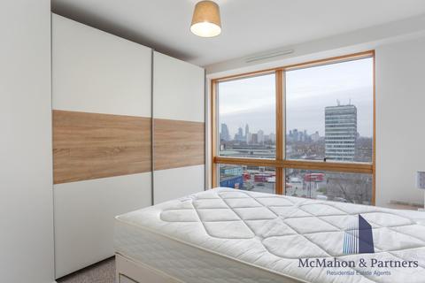 2 bedroom flat for sale - Metro Central Heights, 119 Newington Causeway, London, SE1