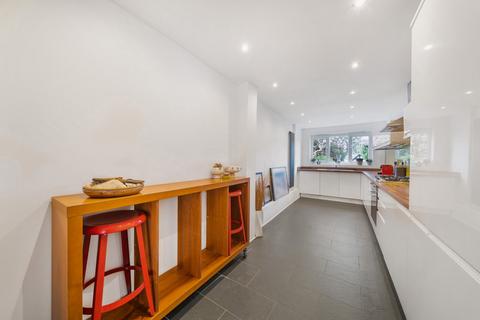 4 bedroom terraced house for sale, Wanstead Road, Bromley