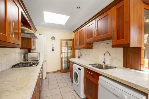 57 Pentland View, Edinburgh, EH10 6PY