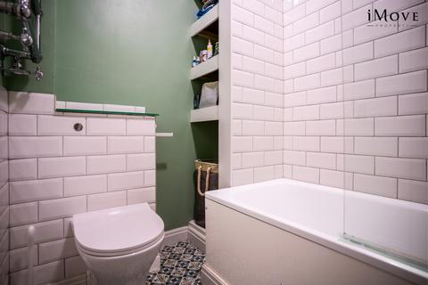 Flat G, Mowbray Grange, 2 Mowbray Road, London, SE19 2RN