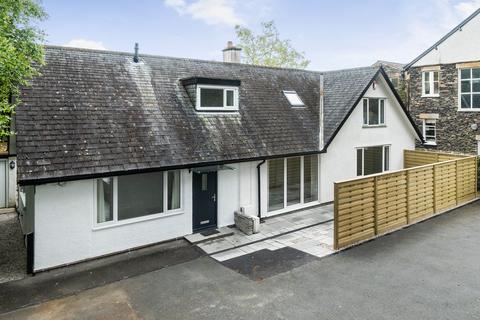 2 bedroom ground floor flat for sale, Yewgarth, Ground Floor Flat, New Road, Windermere, LA23 2LA