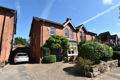 4 bedroom semi-detached house for sale, Mary Vale Road, Bournville, Birmingham, B30