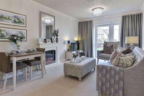 2 bedroom apartment for sale, Manns Lodge, Central Cranleigh
