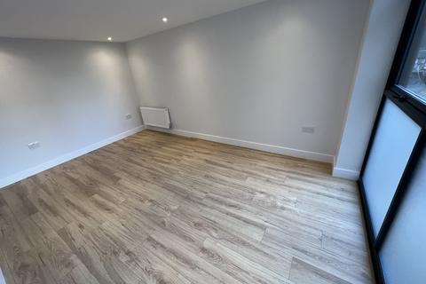 1 bedroom apartment to rent - Townsend Road, Southall