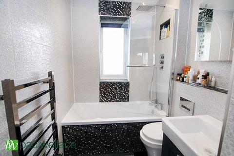 33 Foxes Drive, Waltham Cross, EN7 6HG