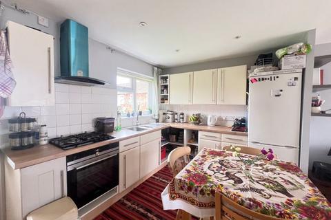 1 bedroom terraced bungalow for sale, Pickwick Close, Longlevens, Gloucester, GL2 0PP