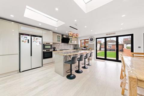 54 Beavers Lane, Hounslow, TW4 6EL