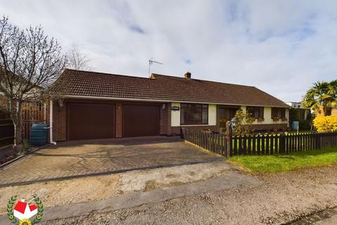 5 bedroom detached bungalow for sale, Mill Lane, Witcombe, Gloucester, GL3 4TE