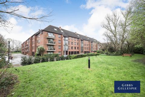 2 bedroom apartment to rent, Winslow Close, Pinner