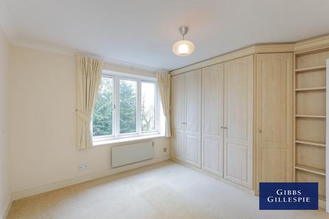 2 bedroom apartment to rent, Winslow Close, Pinner