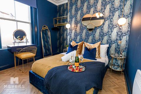 1 bedroom flat for sale, 12 Poole Hill, Bournemouth, BH2 5