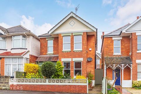 4 bedroom detached house for sale - Hillbrow Road, Bournemouth, BH6