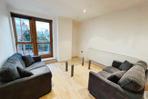 2 bedroom flat to rent, Bowman Lane, Leeds, West Yorkshire, LS10