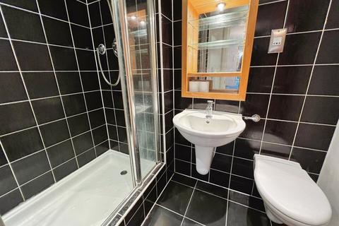 2 bedroom flat to rent, Bowman Lane, Leeds, West Yorkshire, LS10
