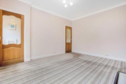 35 Barrachnie Crescent, Baillieston, Glasgow, G69 6PE