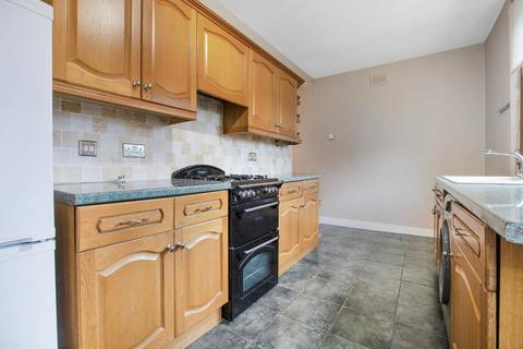 35 Barrachnie Crescent, Baillieston, Glasgow, G69 6PE
