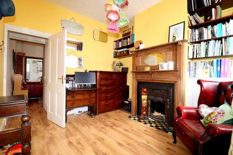 2 bedroom terraced house for sale - Hartley Road, High Town, Luton, Bedfordshire, LU2 0HX