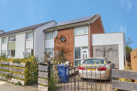 3 bedroom end of terrace house for sale, Monmouth Road, Eston