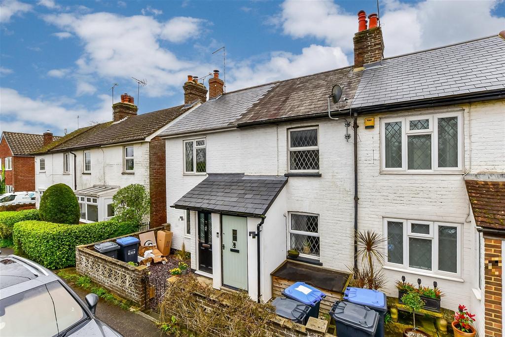 Tilgate Forest Row, Pease Pottage... 1 bed terraced house for sale £