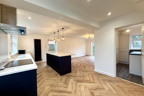 5 bedroom detached house for sale, Haydon Wick, Swindon SN25