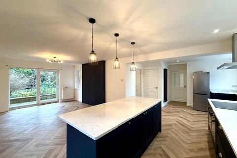 5 bedroom detached house for sale, Haydon Wick, Swindon SN25