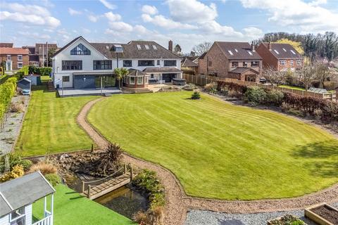 6 bedroom detached house for sale, North Cliff Road, Kirton Lindsey, Gainsborough, Lincolnshire, DN21