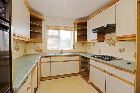 undefined, Meadow Crescent, Pontypridd CF38