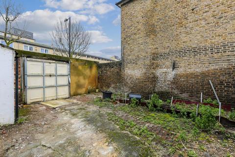 57 Fenham Road, London, SE15 1AB