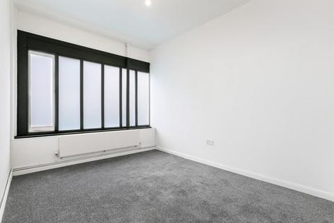 57 Fenham Road, London, SE15 1AB